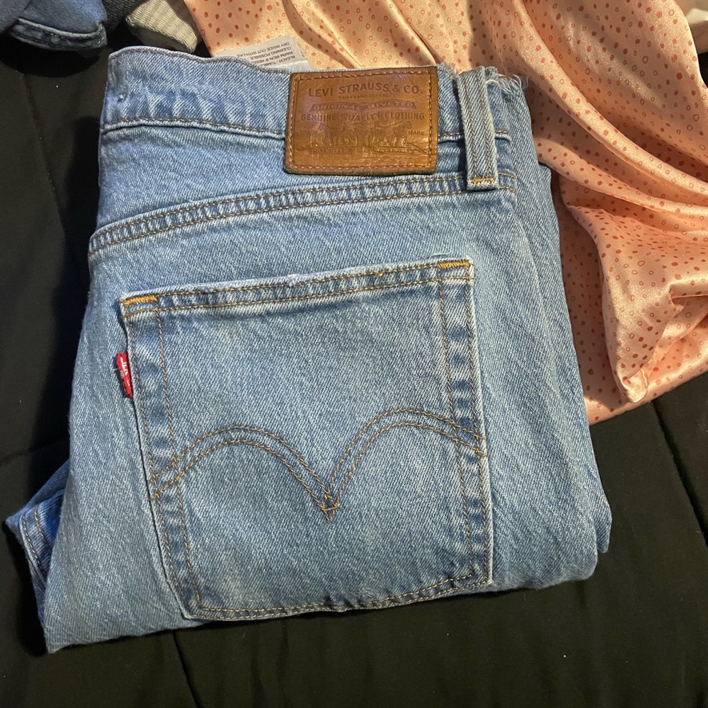 Levi’s Wedgie Straight Jeans size W28 L28